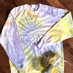 Long sleeve crew neck